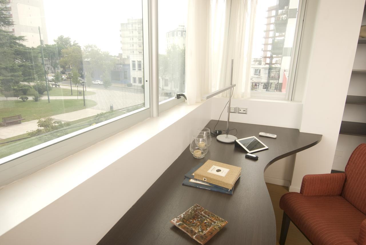Plaza Suites Campana Buitenkant foto