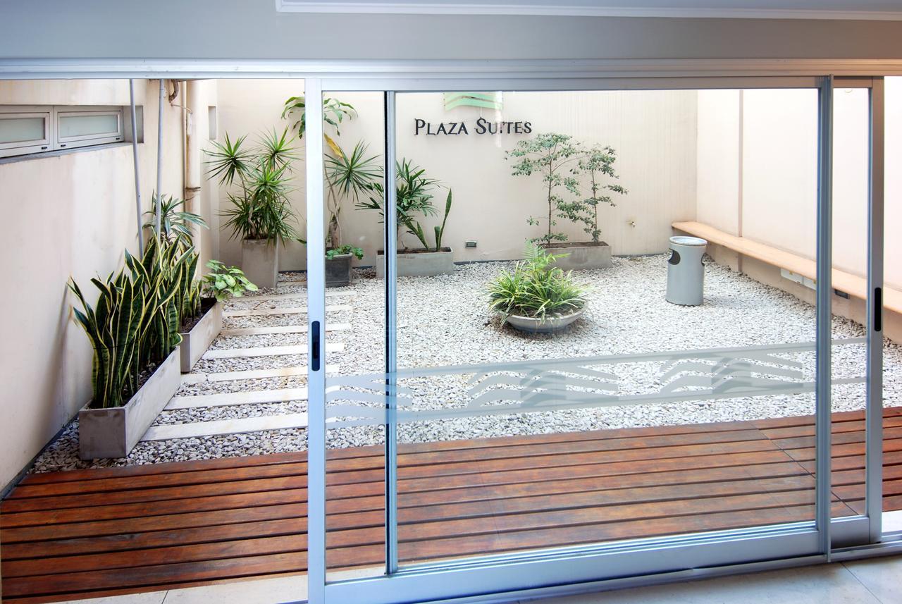 Plaza Suites Campana Buitenkant foto