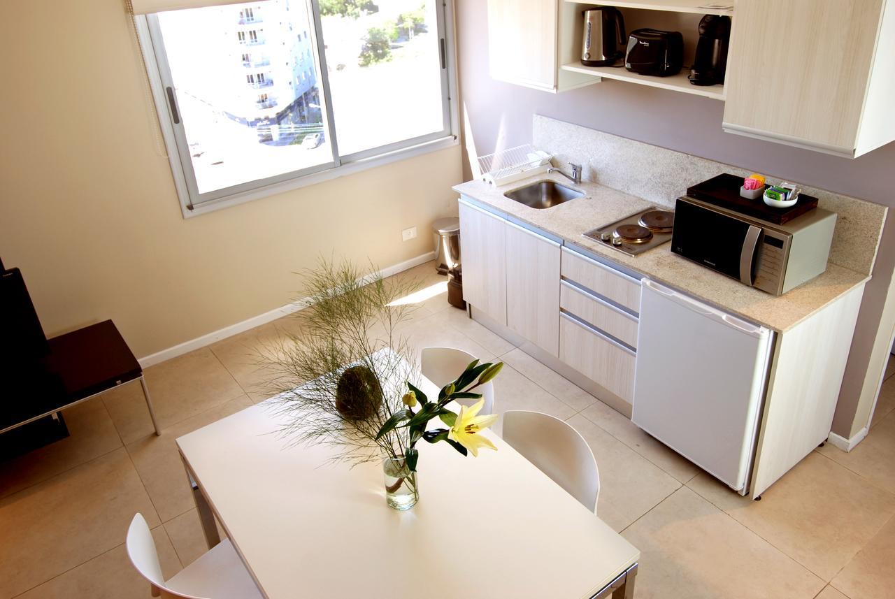 Plaza Suites Campana Buitenkant foto