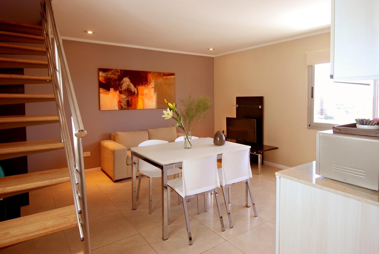 Plaza Suites Campana Buitenkant foto